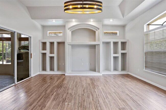 Building Photo - 2256 Kettle Dr