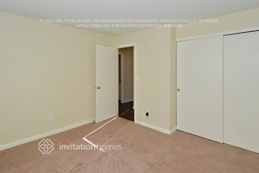 Building Photo - 17634 Snowberry Way