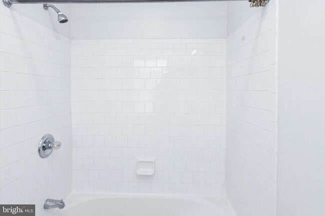 Building Photo - 9815 Berrywood Ct