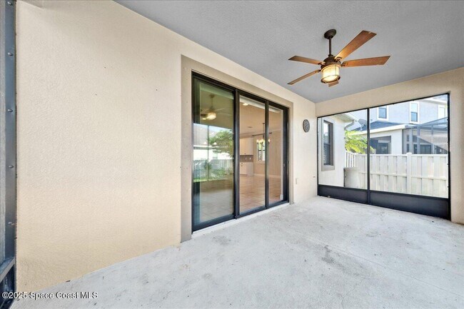 Building Photo - 2721 Casterton Dr