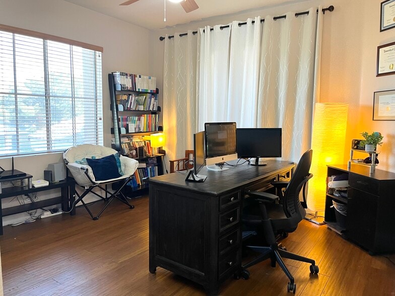 Building Photo - 7729 Villa Gabriela Ave