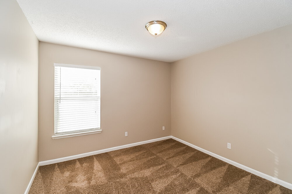 Building Photo - 12374 Mastin Cove Rd