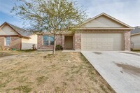 Building Photo - 2963 St Bernard Dr