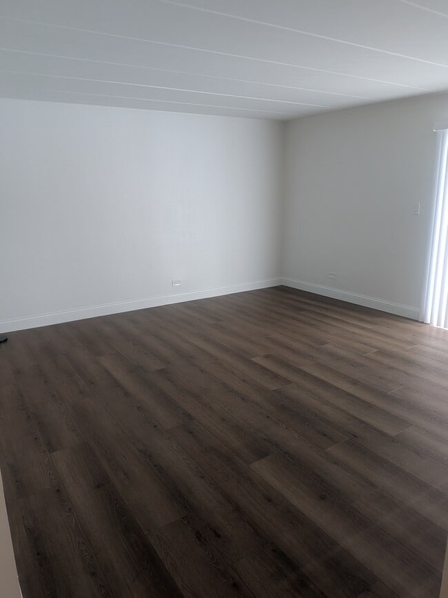 Building Photo - 201 E Janata Blvd