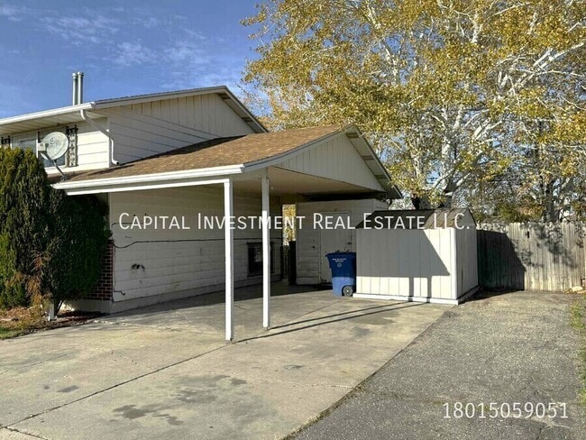 Building Photo - 3842 Dean Dr