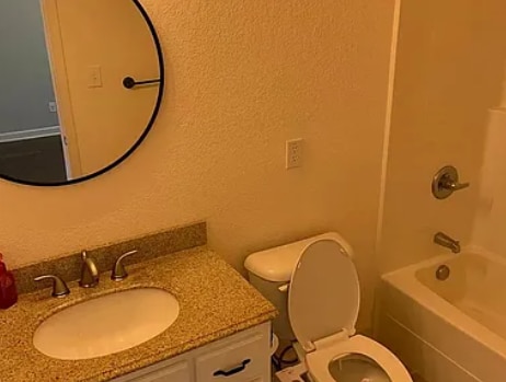 Building Photo - 401 Harper Ct