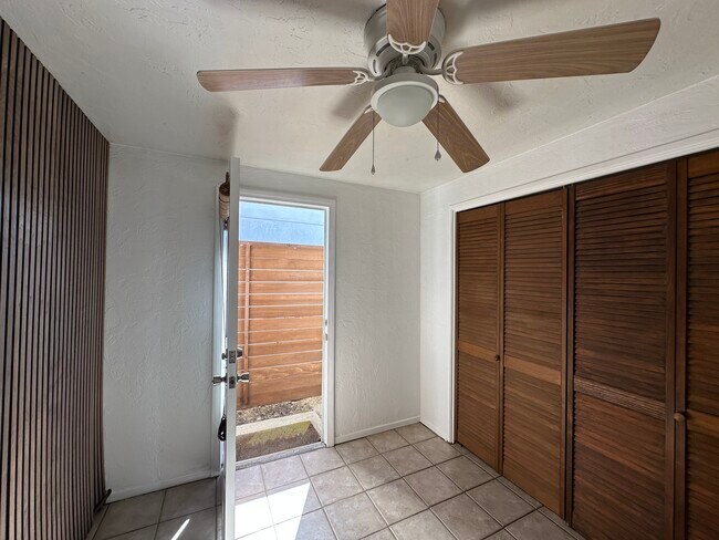 Building Photo - 1230 Devon Ln