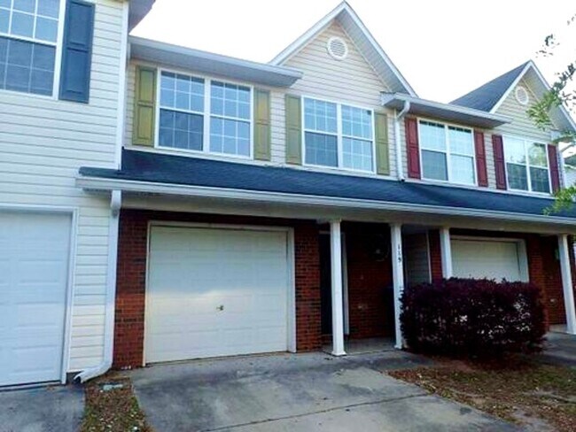 Primary Photo - Enjoy this beautifully updated 3 Bed/2.5 B...