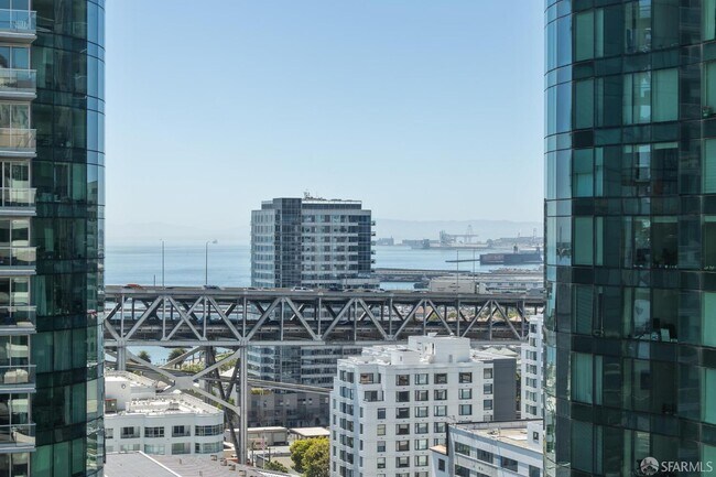 Building Photo - 280 Spear St