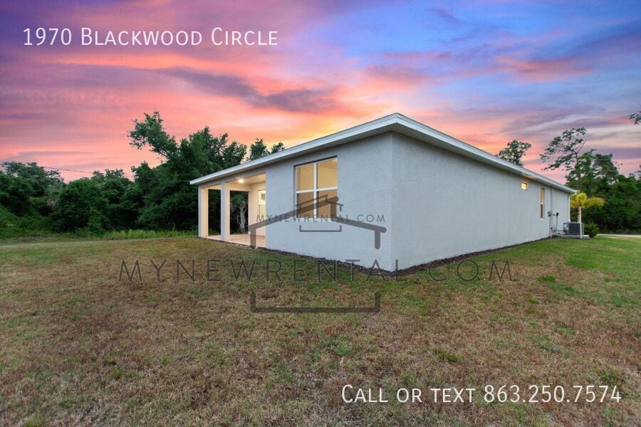 Building Photo - 1970 Blackwood Cir
