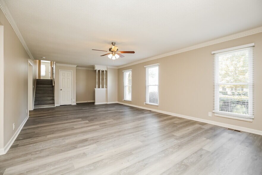 Building Photo - 3328 Country Ridge Dr