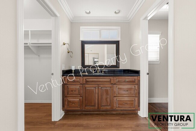 Building Photo - Charming 3-Bedroom 2 Bath Home with Spacious 1826 Sq. Ft. Layout in the East Simi Valley!