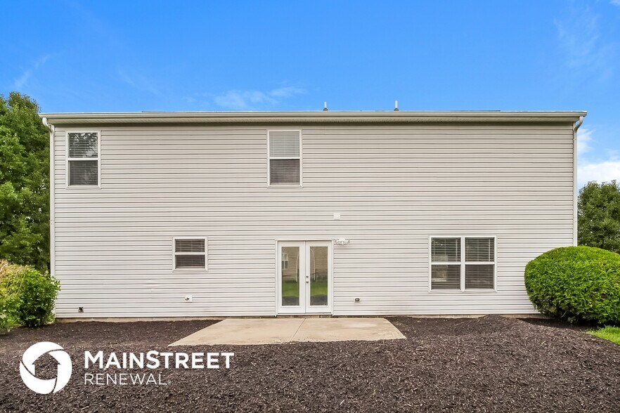 Building Photo - 2361 S Wildflower Ln