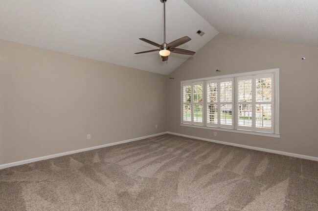 Building Photo - Meticulous Four Bedroom Dream Home!