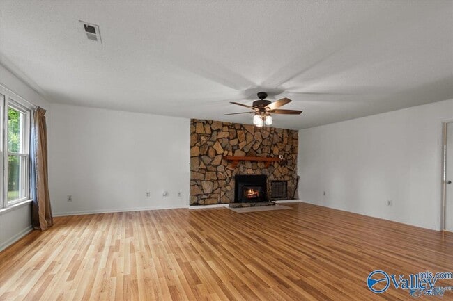 Building Photo - 8565 Curtis Rd