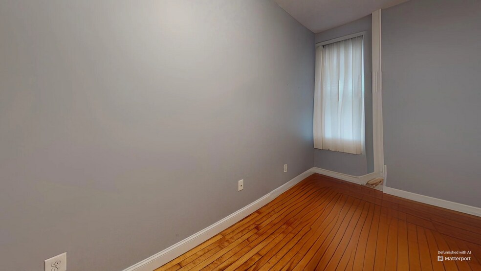 Building Photo - 330 E St