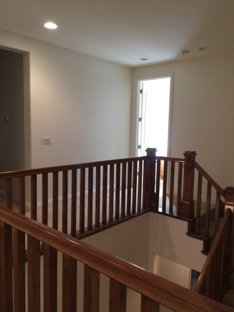 Building Photo - Manteca 4 Bedroom 1/2 bath 2 Car Garage ta...