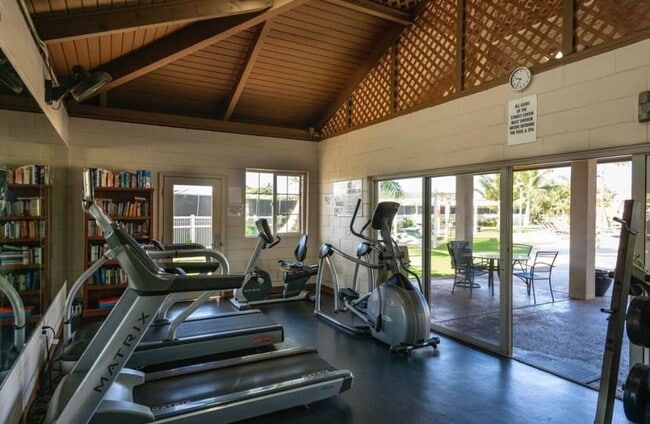 Building Photo - 2BR/2BA + Loft Condo at Villas at Kenolio – Vaulted Ceilings & Upgraded Interior