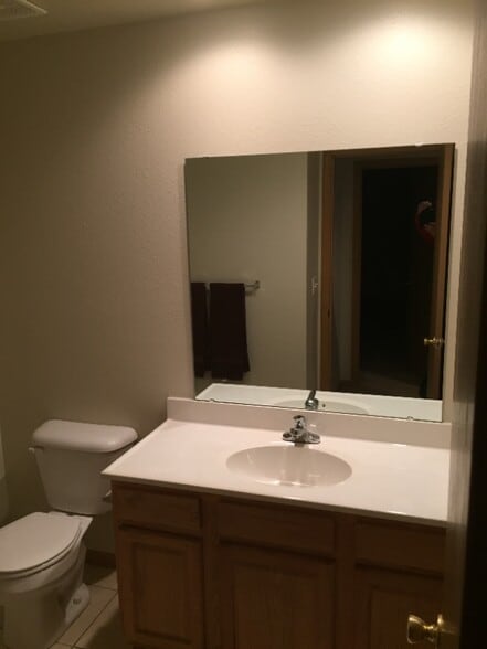 Building Photo - 1250 Rockridge Ln