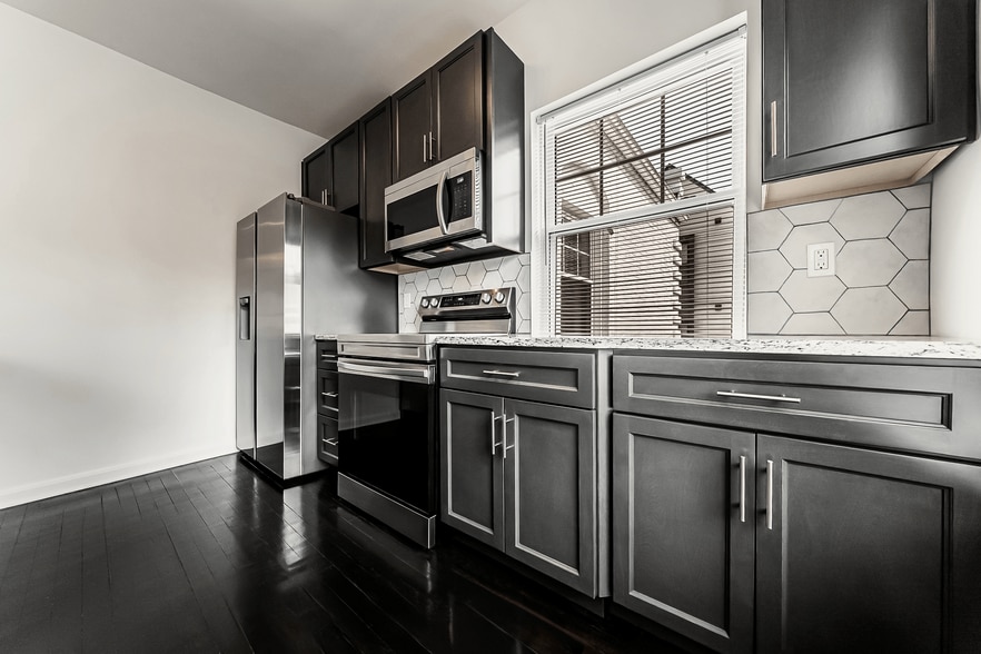 Building Photo - Reserve Overlook