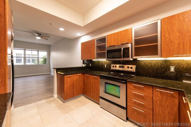 Building Photo - 2326 Vintage Cir