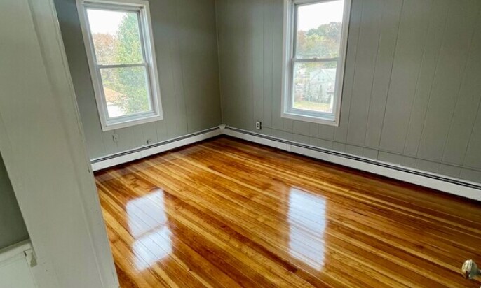 Building Photo - 576 Providence St