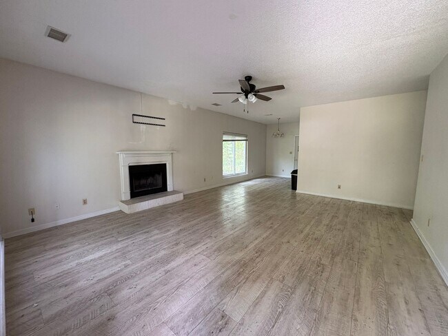 Building Photo - 3394 E Oglethorpe Hwy