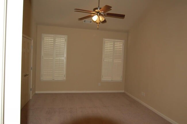 Building Photo - 3327 Castleberry Village Dr