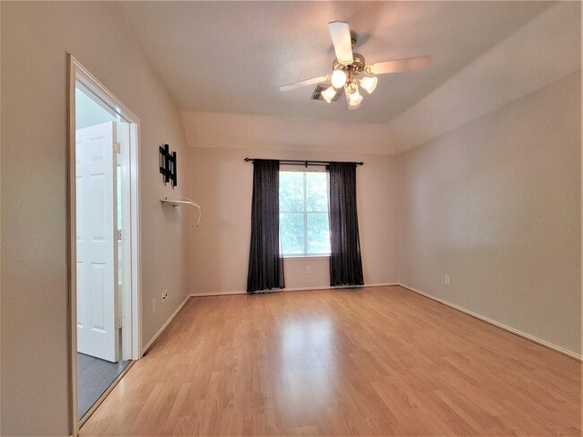 Building Photo - 5303 Hill Timbers Dr