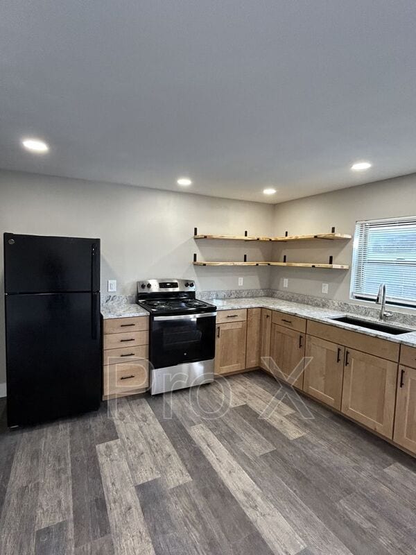 Building Photo - 508 S Joplin St