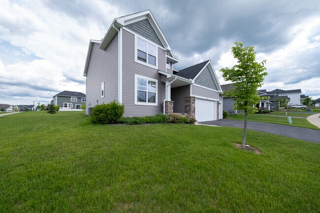 Building Photo - 4831 Browns Farm Curve