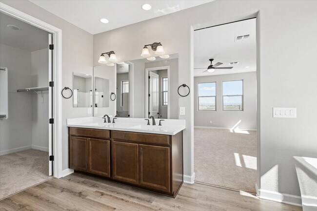 Building Photo - 35763 Geode Wy
