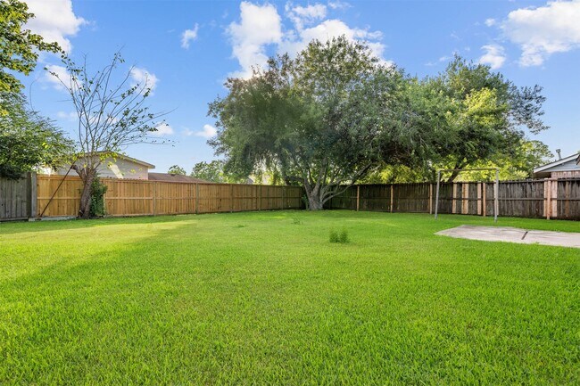 Building Photo - 12203 Ryewater Dr