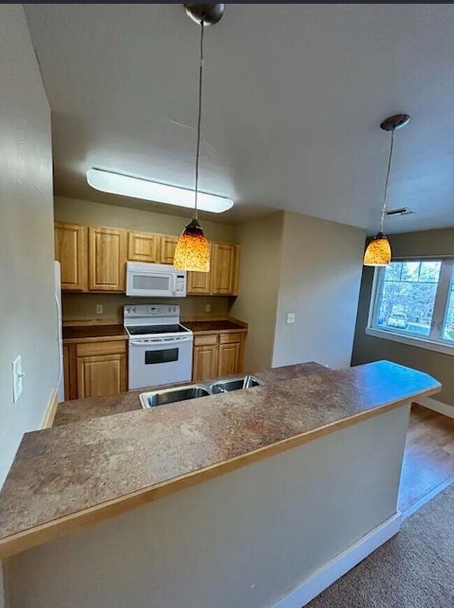 Building Photo - 311 Michael Grove Ave