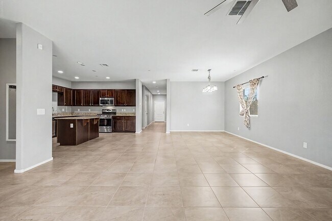 Building Photo - 21248 W Palm Ln