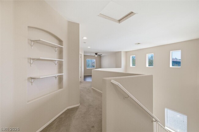 Building Photo - 528 Round Reign Ave