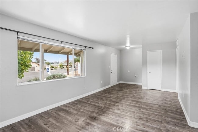 Building Photo - 26960 McCall Ct