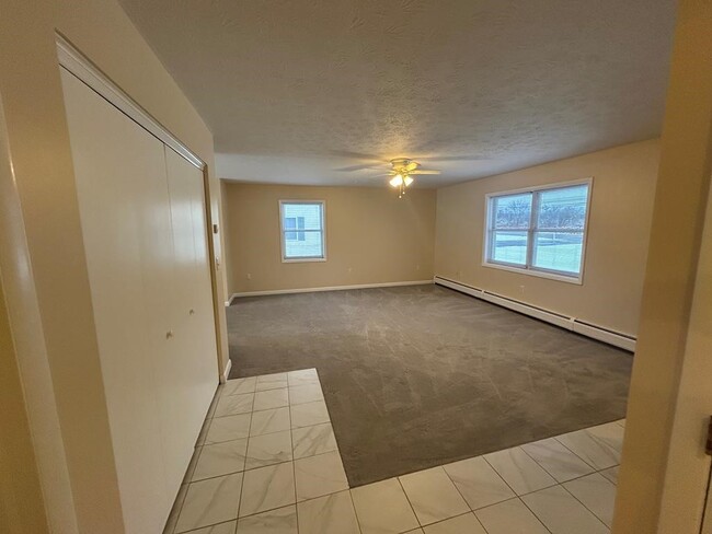 Building Photo - 181 Old Ithaca Rd