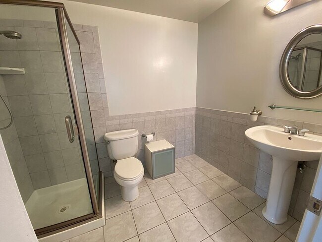 Building Photo - 5677 Calpine Dr