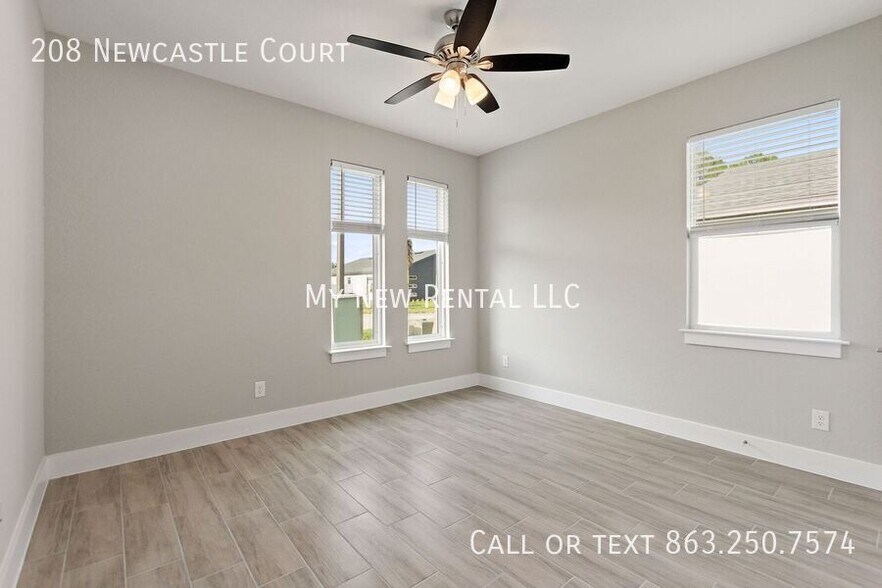 Building Photo - 208 Newcastle