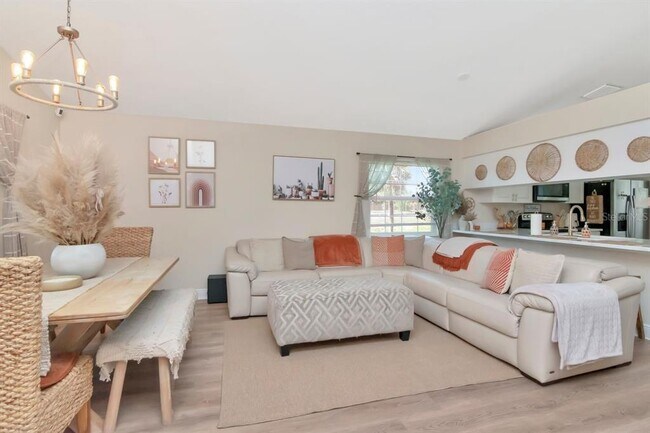 Building Photo - 5352 Cotee River Dr