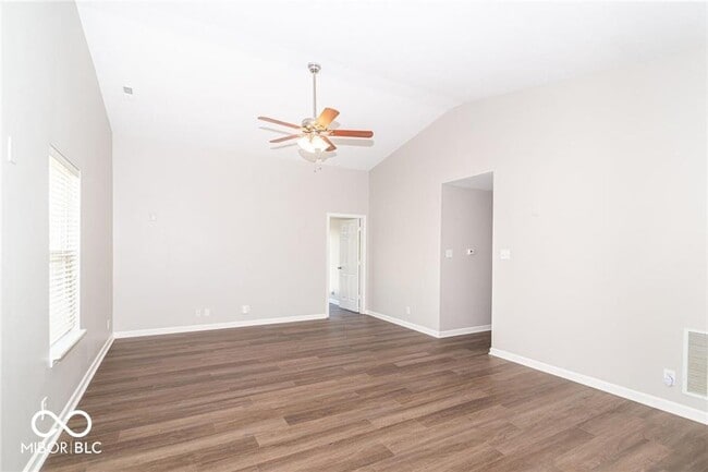 Building Photo - 11817 Shady Meadow Pl
