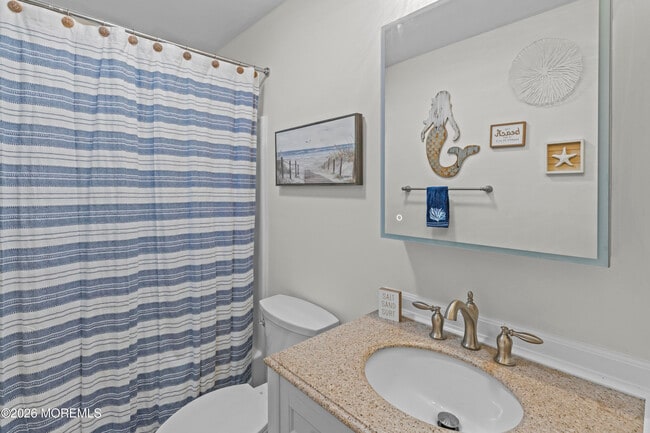 Building Photo - 45 Fielder Ave