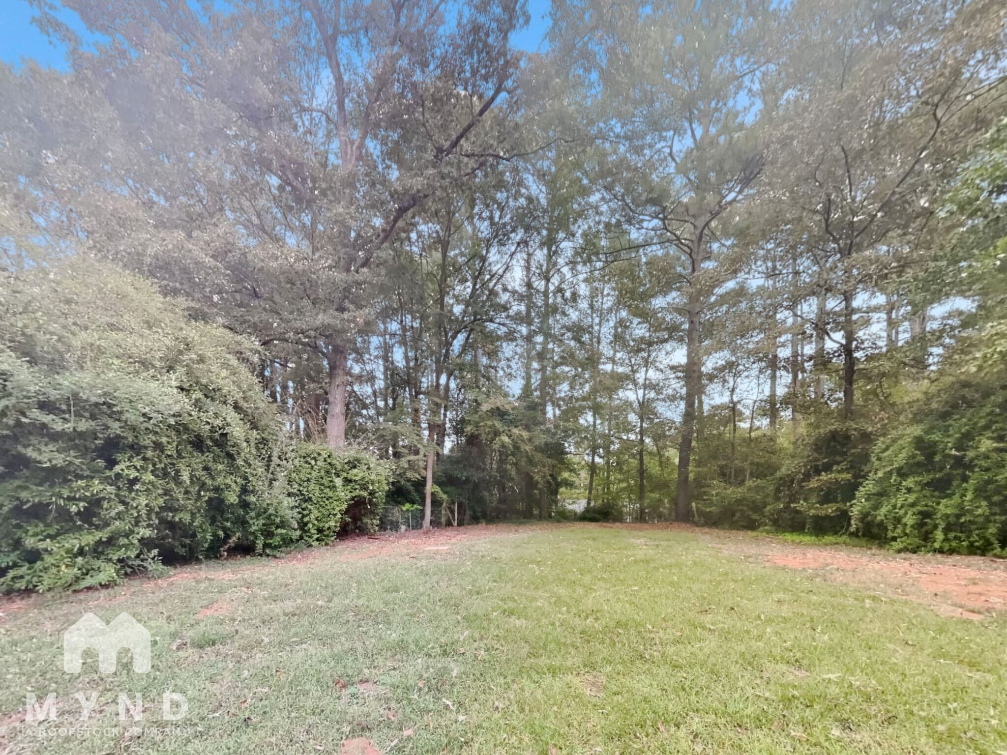 Building Photo - 710 Bluebird Dr SE