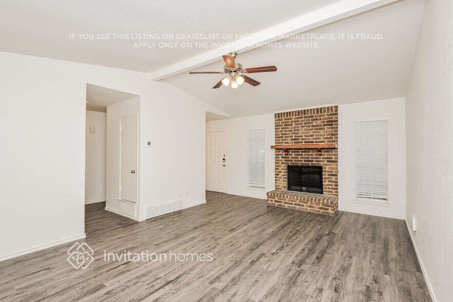 Building Photo - 5905 Oak Hill Rd