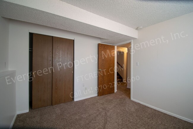 Building Photo - 3 Bedroom, 2 Bath Home in Fort Collins!