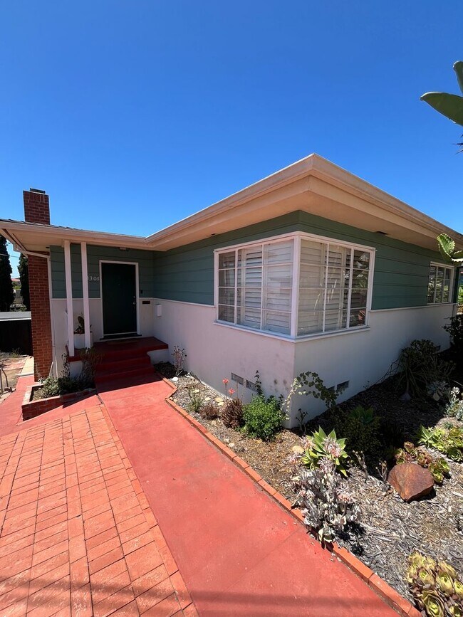 Building Photo - Charming Mission Hills Mid-Century Home wi...