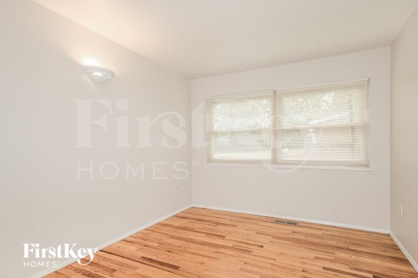 Building Photo - 7 Santa Anita Ct