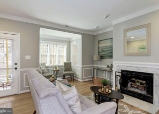 Building Photo - 1205 N St NW