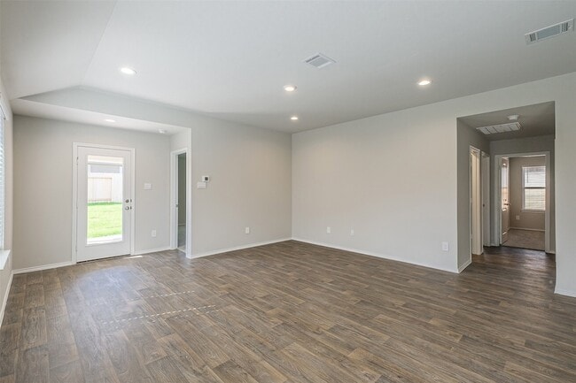 Building Photo - 14668 Blackbrush Mnr